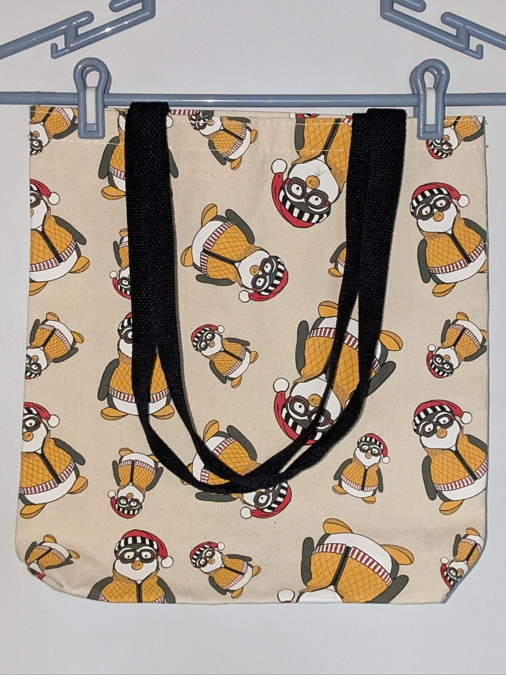 FRIENDS Hugsy the Penguin Canvas Print Bag - Picture 2 of 3